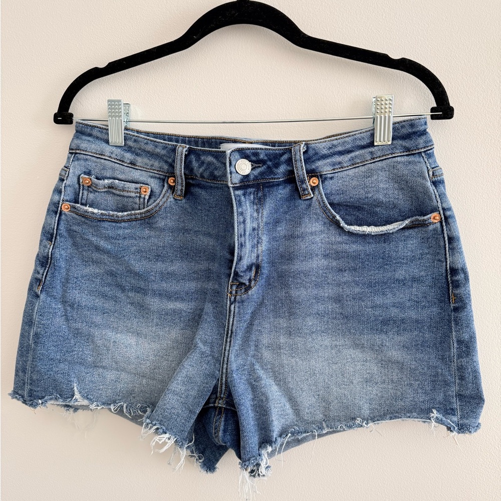 Mica Frayed Hem Denim Shorts